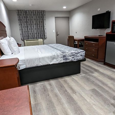Okc Hotel โอคลาโฮมาซิตี้ ภายนอก รูปภาพ