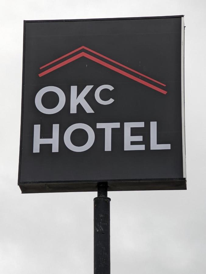 Okc Hotel โอคลาโฮมาซิตี้ ภายนอก รูปภาพ