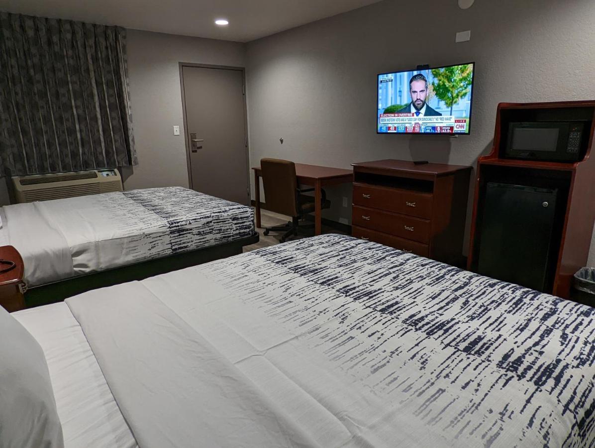 Okc Hotel โอคลาโฮมาซิตี้ ภายนอก รูปภาพ