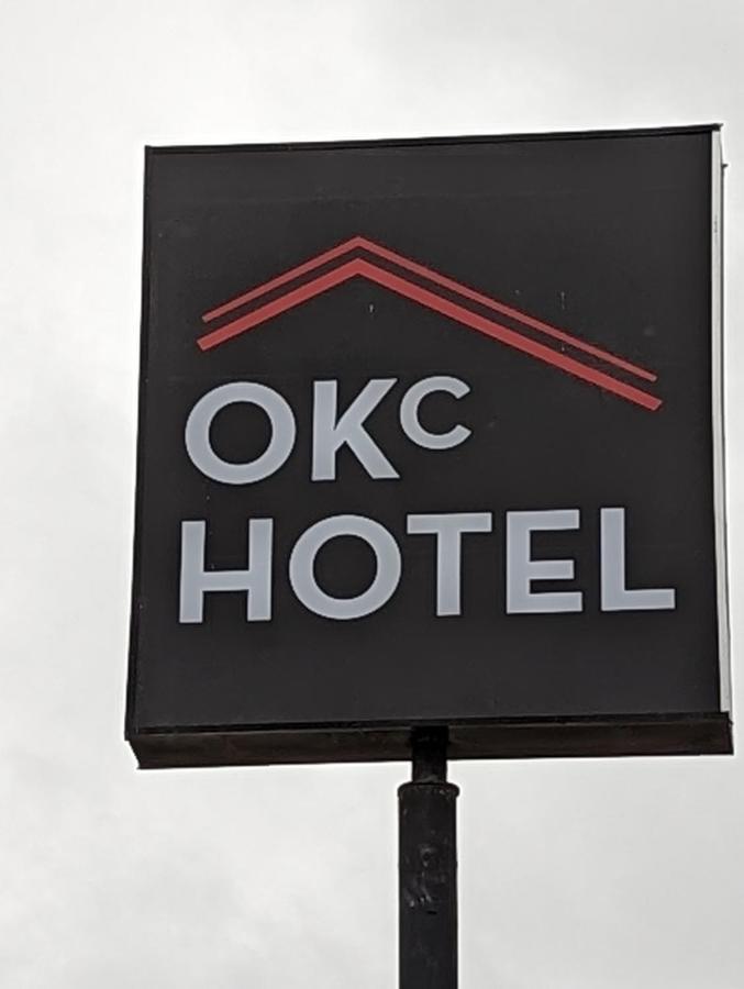 Okc Hotel โอคลาโฮมาซิตี้ ภายนอก รูปภาพ
