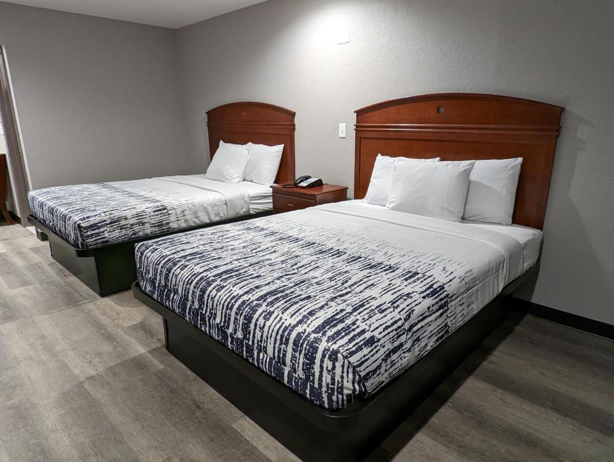 Okc Hotel โอคลาโฮมาซิตี้ ภายนอก รูปภาพ